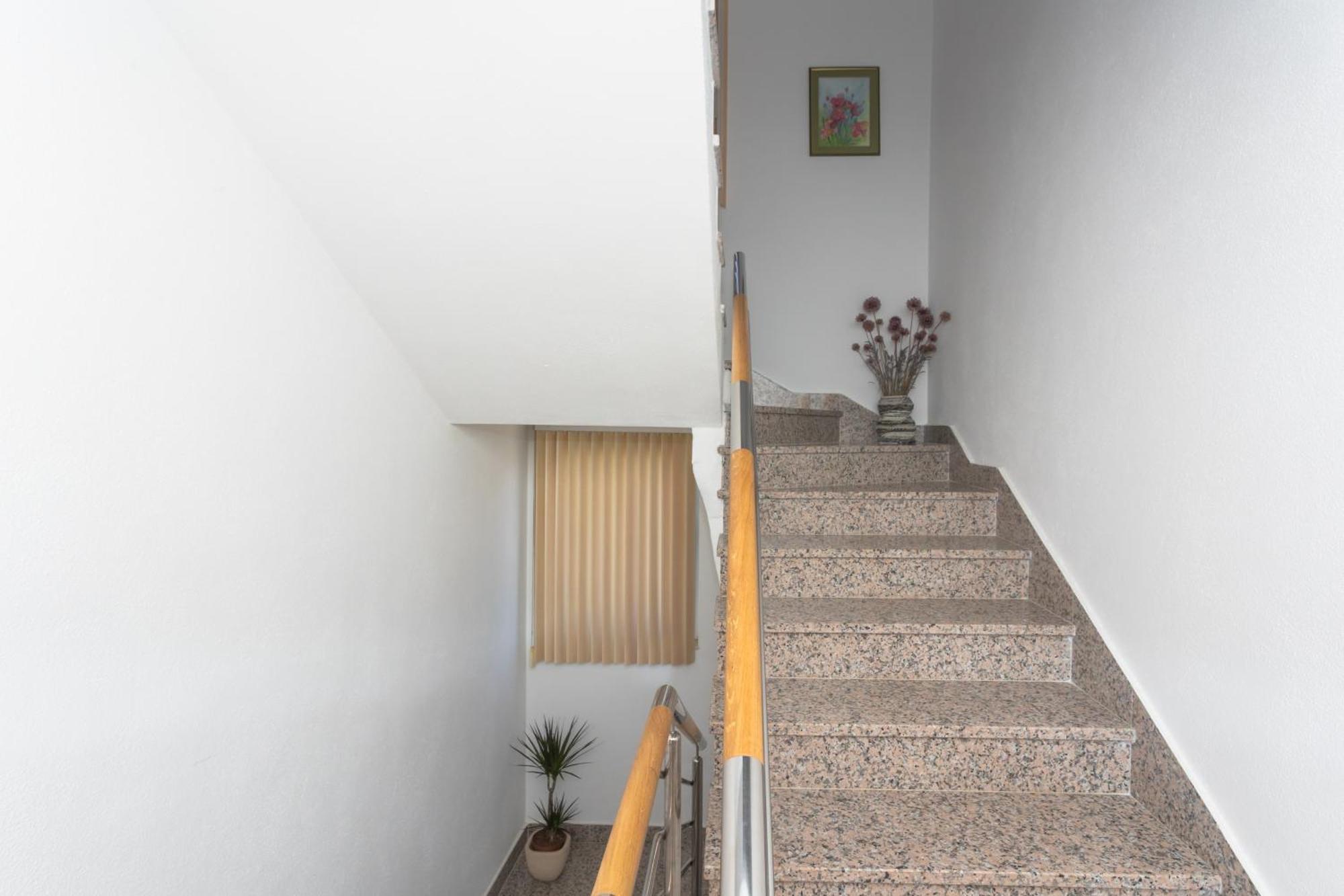 Apartments Klaudia Cista Velika Vodice Extérieur photo