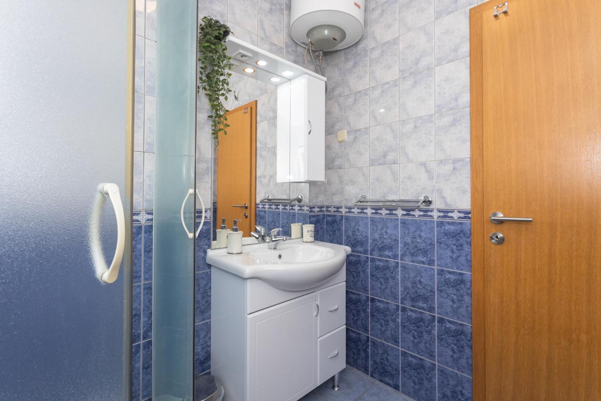 Apartments Klaudia Cista Velika Vodice Extérieur photo