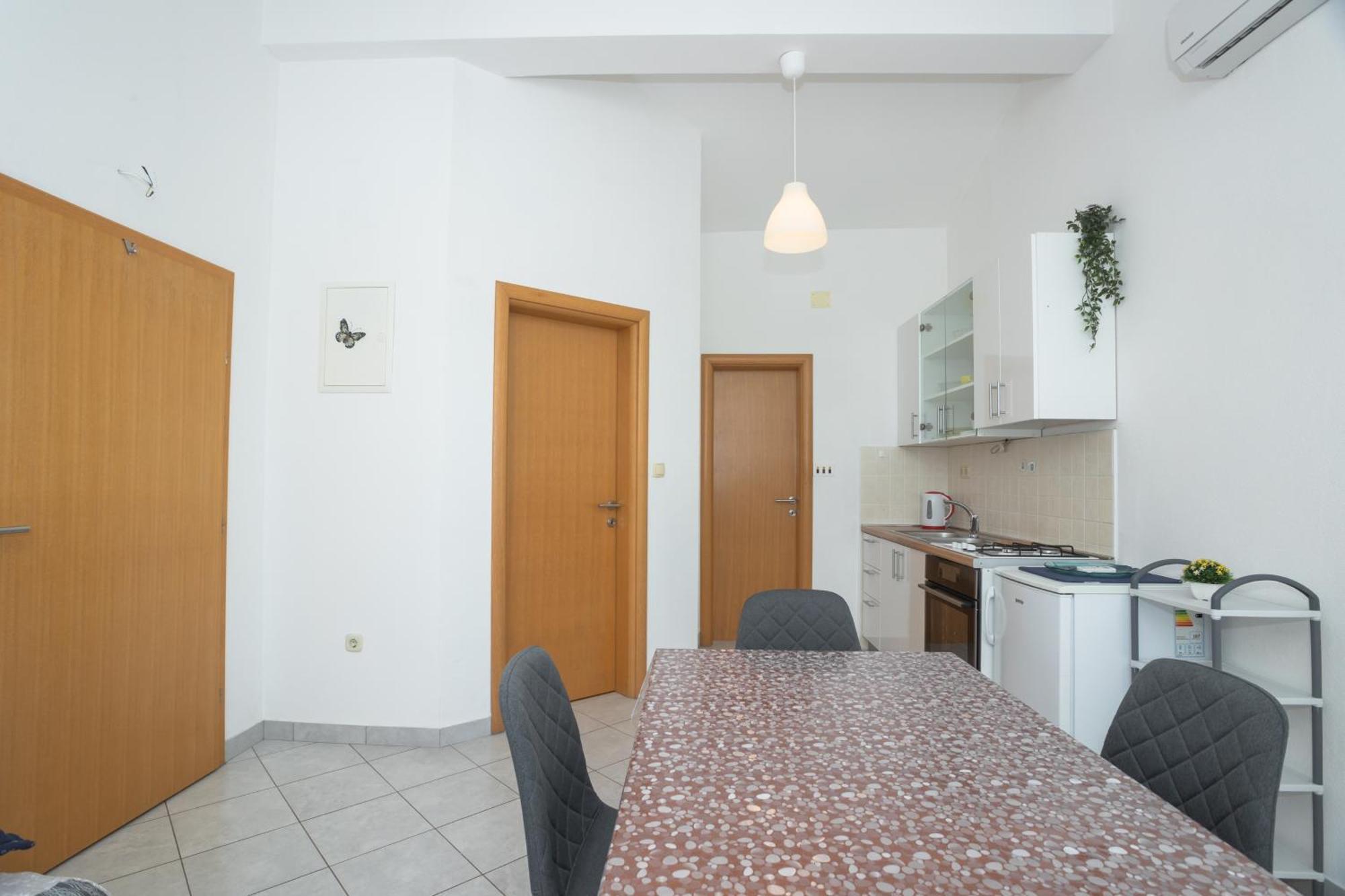 Apartments Klaudia Cista Velika Vodice Extérieur photo